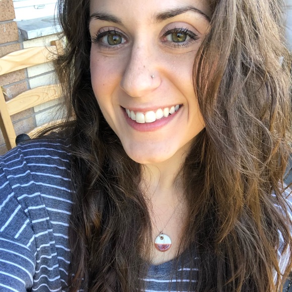 ✨BOOKMARK MY CLOSET! - Picture 4 of 6